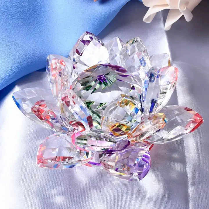 Kristall Lotusblomma Figur Hem Bröllopsdekoration Glas Konst Samling Pappersvikt Kontorsbord Smycken Souvenir Gåvor