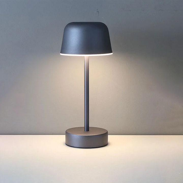 PRISMA PULSE FLARE – Dynamisk LED Bordslampa