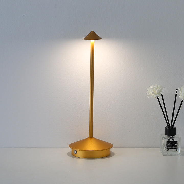 Bärbar bordslampa - Sladdlös lampa inspirerad av dimbar Pina Pro