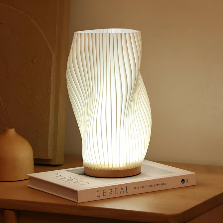 DreamWave - Modern krämfärgad 3D-våglampa med elegant metallbas