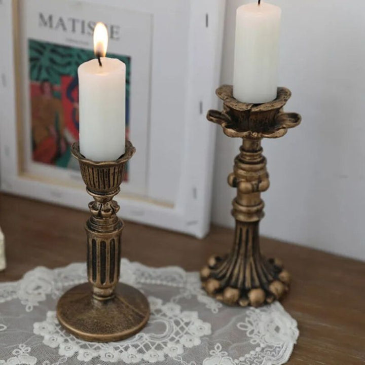 AuricGlow – Rustik Ljusstake med Elegant Lyx för en Tidlös Look