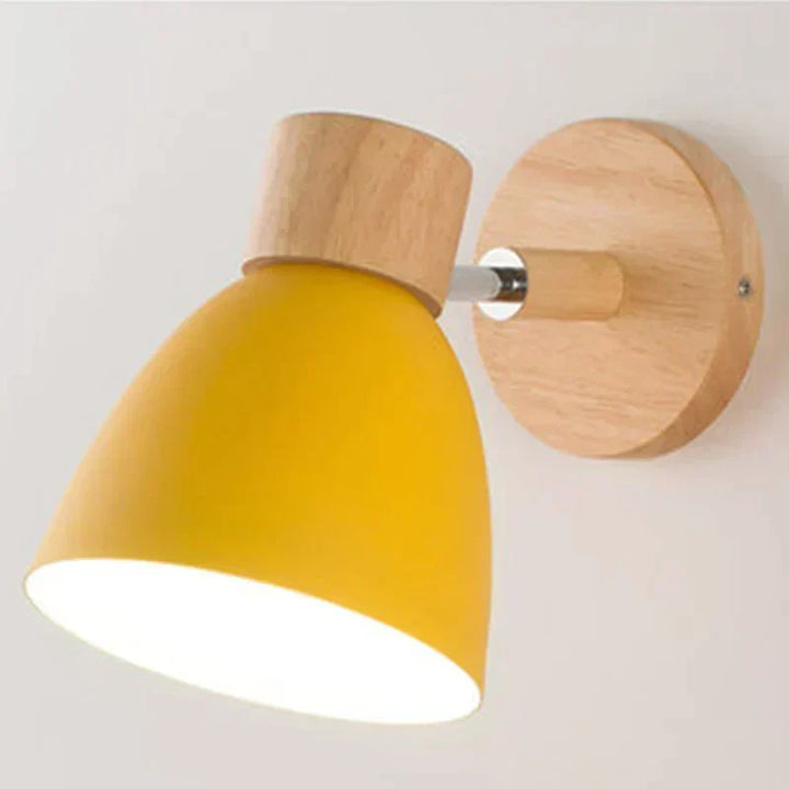 Trä Vägglampa