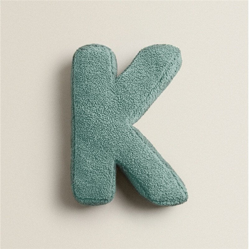 PlushLetter Kudde - Mjuk Bokstavskudde för Sovrum och Barnrum