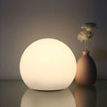GlowSphere – Bordslampa med modern världslig charm