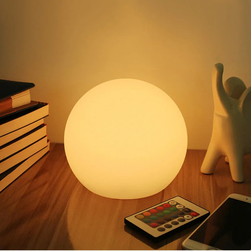 GlowSphere – Bordslampa med modern världslig charm