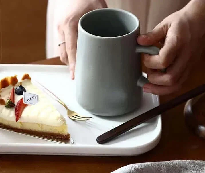Mycket stor stengods kaffekopp