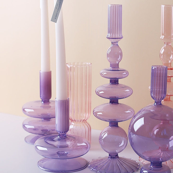 Lila Ljusstake i Glas
