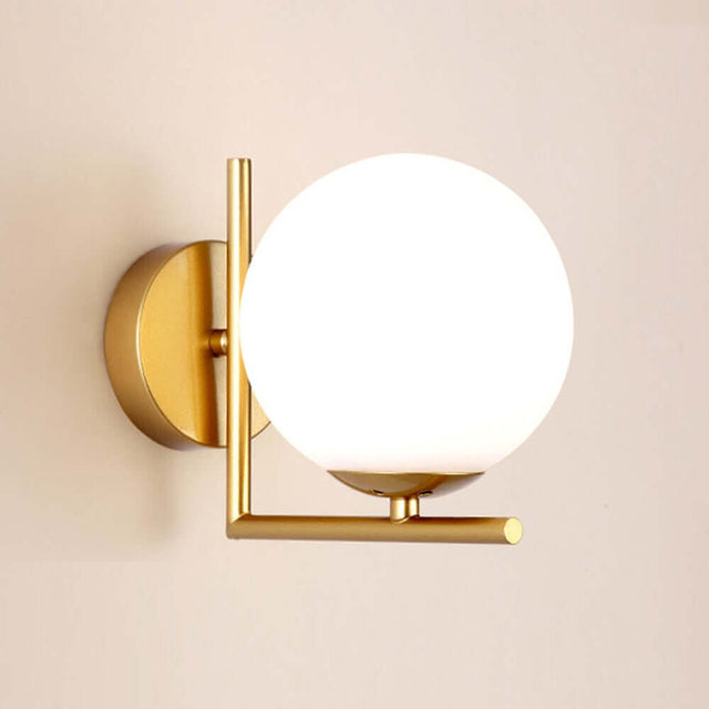 Guld Vägglampa