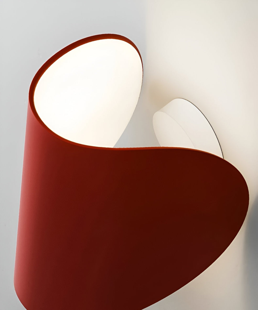 Twist Vägglampa - Rotbar Metallvägglampa - Kurvad Väggsconces