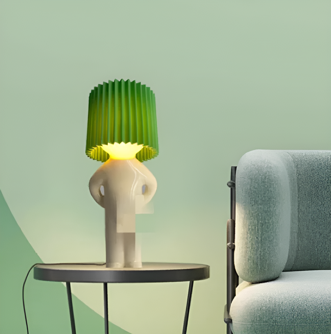 Bordslampa - Kreativ lilla blyga pojke LED-lampa