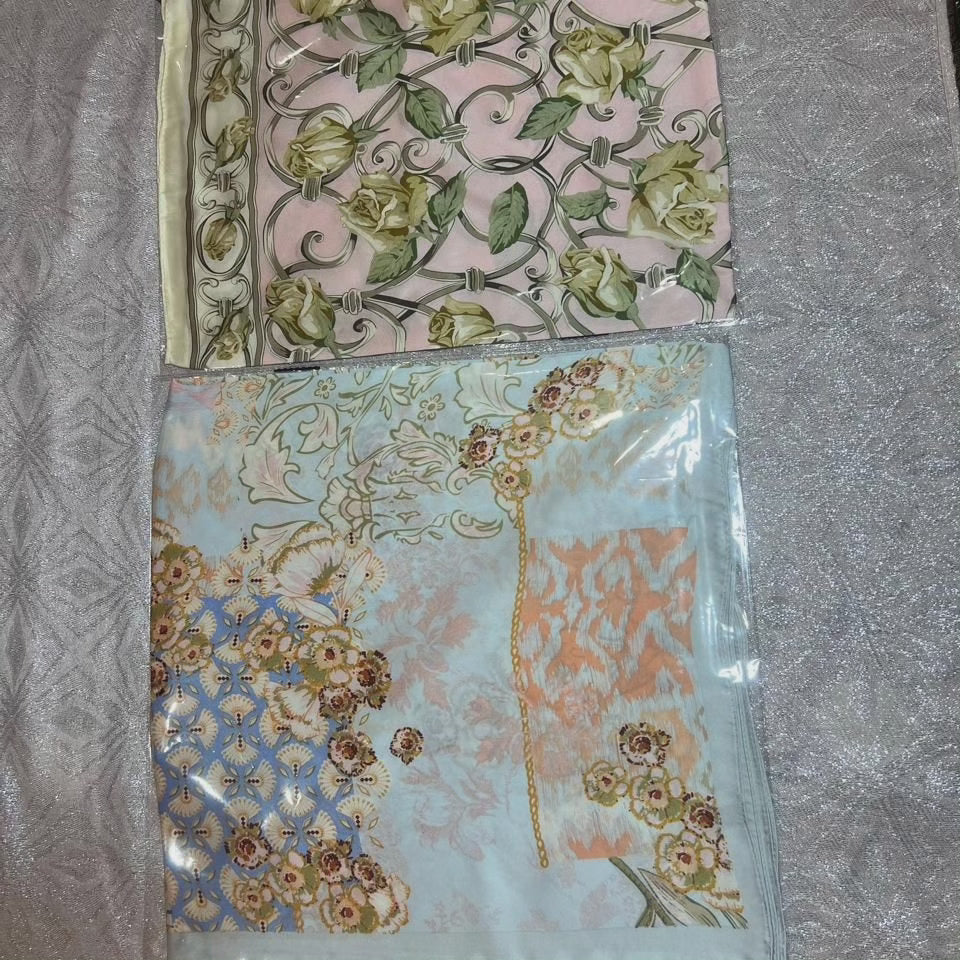 Silkesfyrkantig scarf