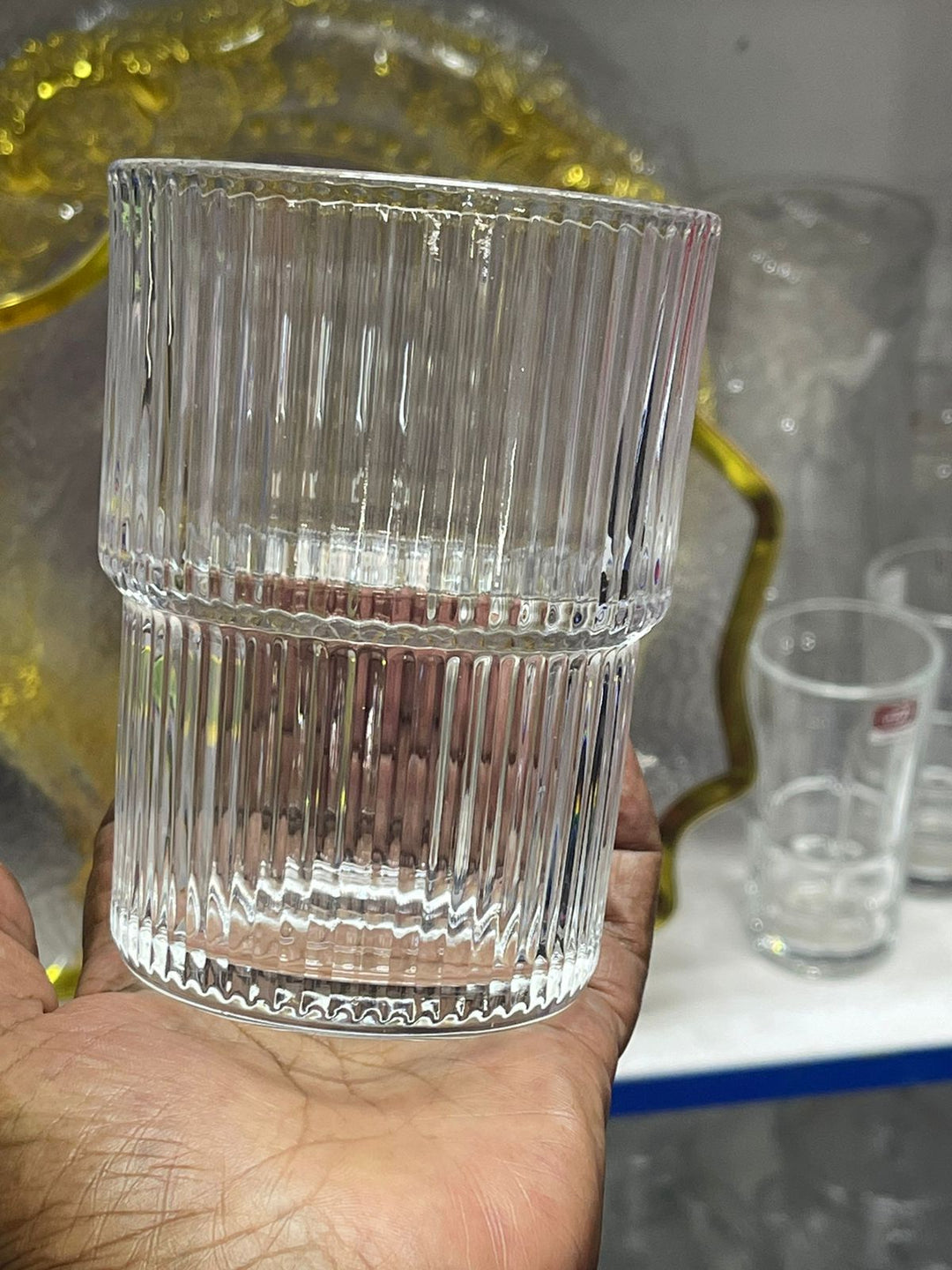 6-delade ribbade glas