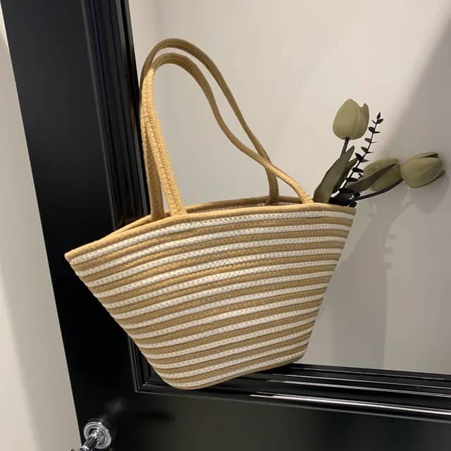 Stråvävd Väska