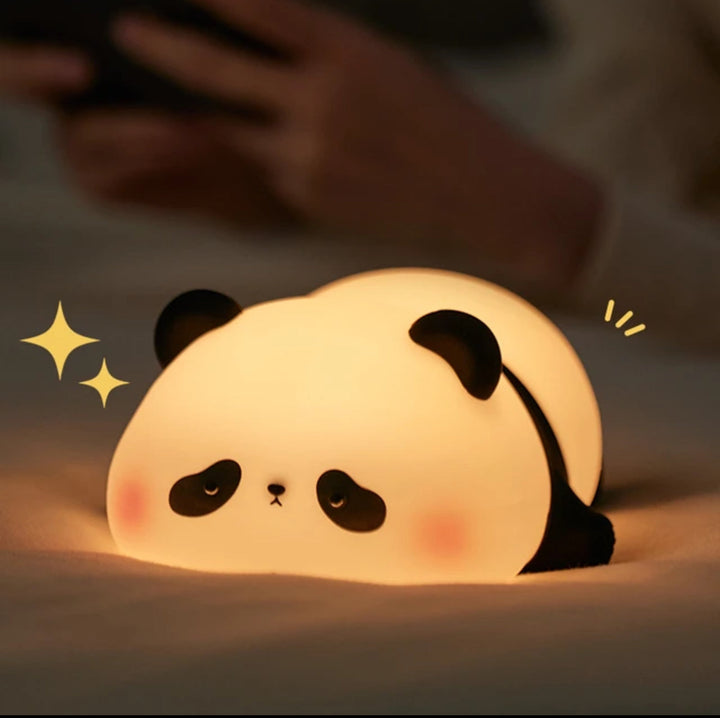 CuddlePanda Nattlampa - färgglad LED Panda för Barn