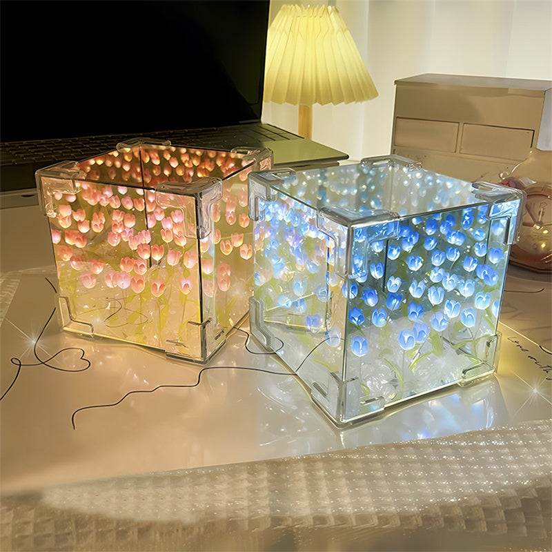 Belyst Tulpan Elegans Spegel Lampa |