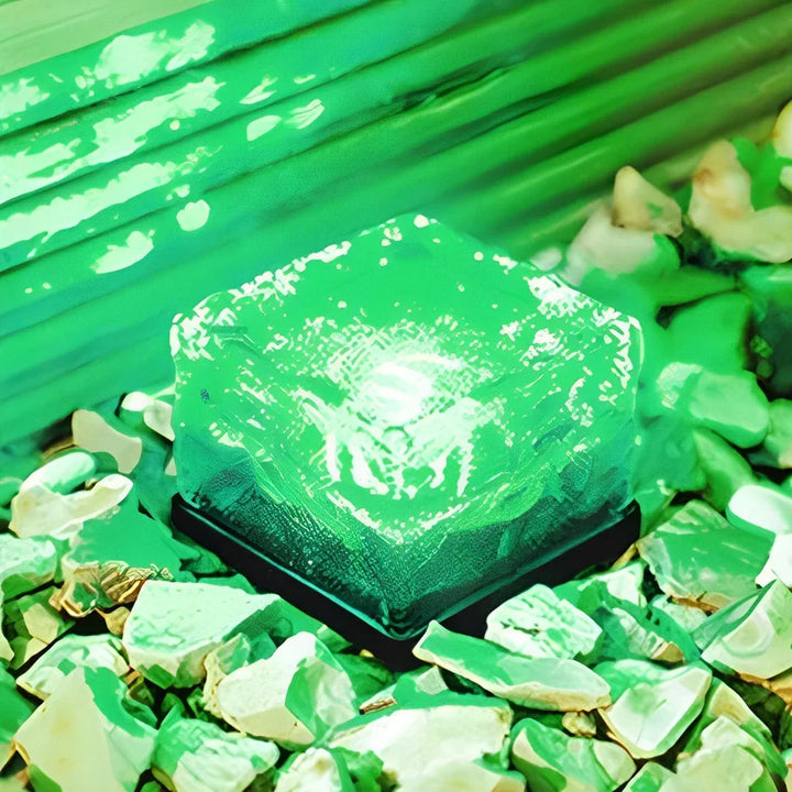 LumiSquare – Solenergidriven Trädgårdslampa