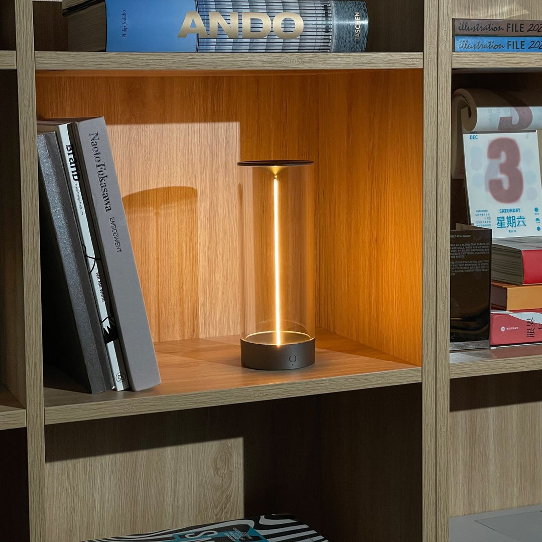 GlowBright | Bärbar LED-lampa med trådlös design