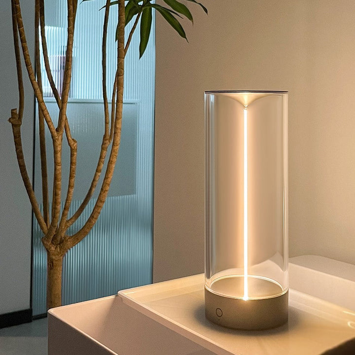 GlowBright | Bärbar LED-lampa med trådlös design