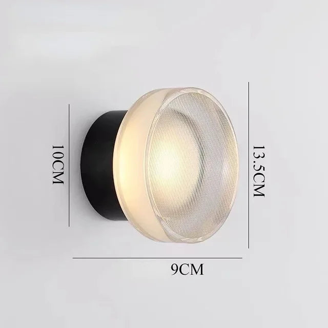 Modern rund vägglampa
