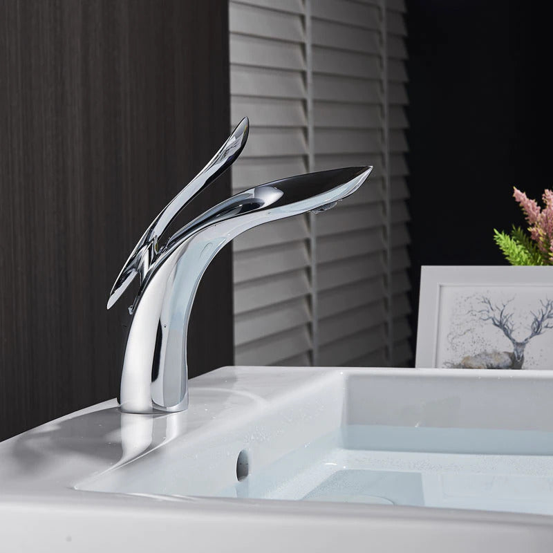 Lyxig modern badkran
