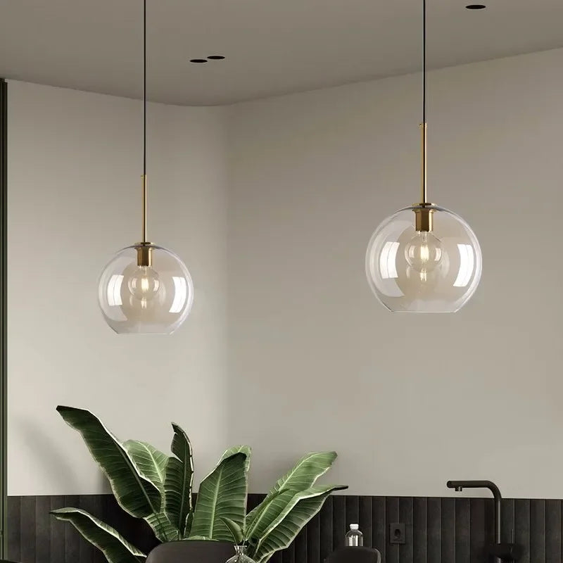 Nordisk hängande loftlampa i glas