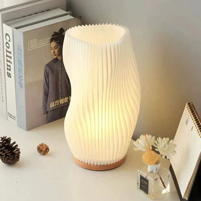 USB-Dreven &amp; Elegant Vågmönster Bordslampa | WaveGlow