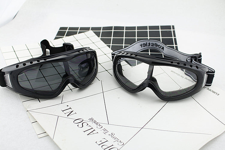 Kvinnors sportiga goggles med spegelglas