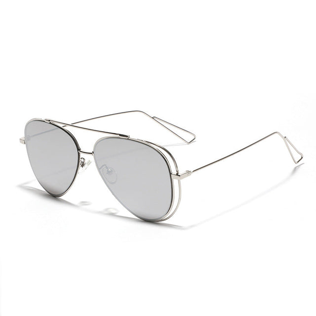 Kvinnors retro pilotglasögon med silvermetallram och spegelglas
