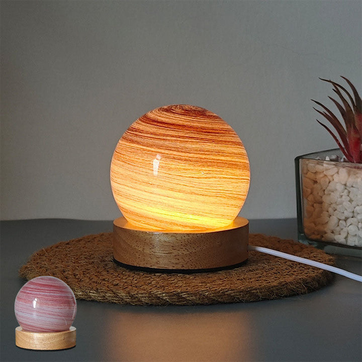 Fängslande Planetlampa – Ett Universum av färger och Drömmar
