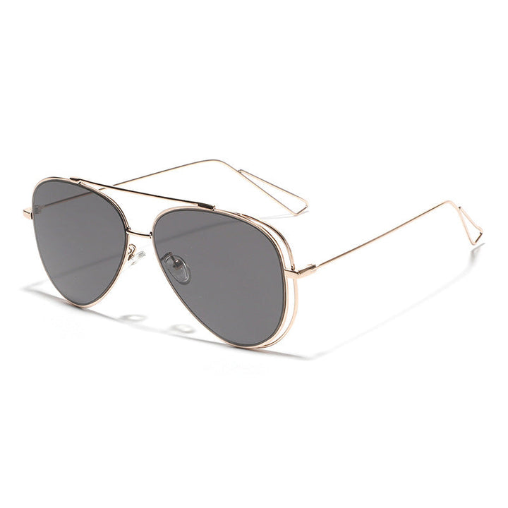 Kvinnors retro pilotglasögon med silvermetallram och spegelglas