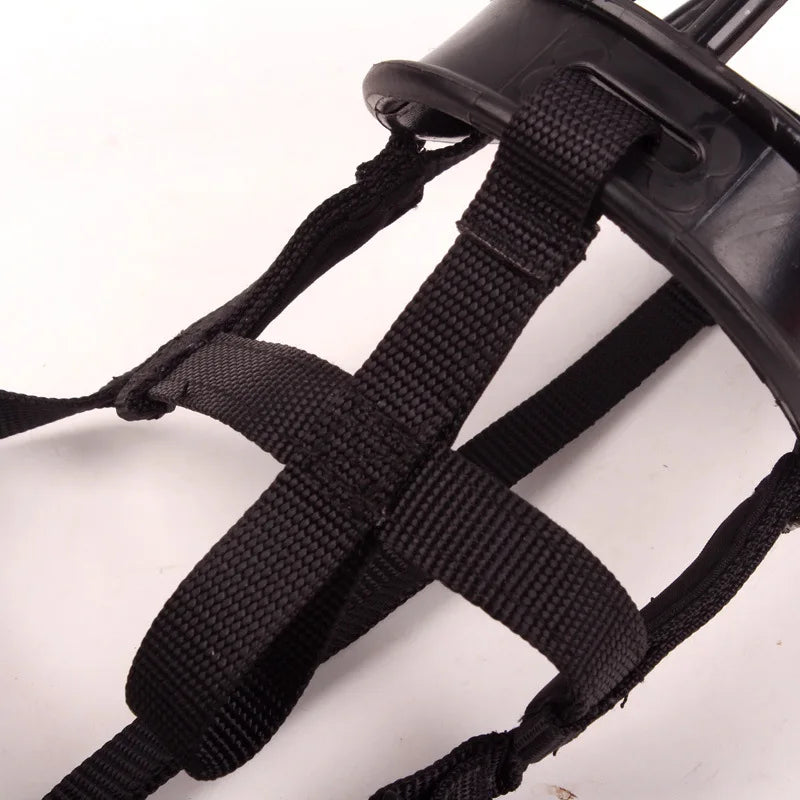 Justerbar hundmuzzle av mjuk och flexibel silikon