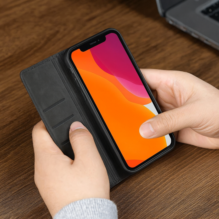 Telefonfodral i läder med magnetisk stängning och stötabsorberande design