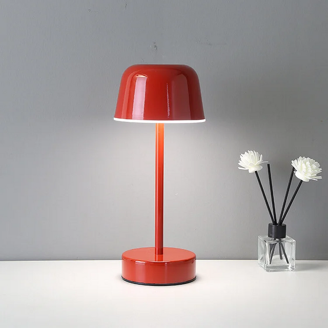 PRISMA PULSE FLARE – Dynamisk LED Bordslampa