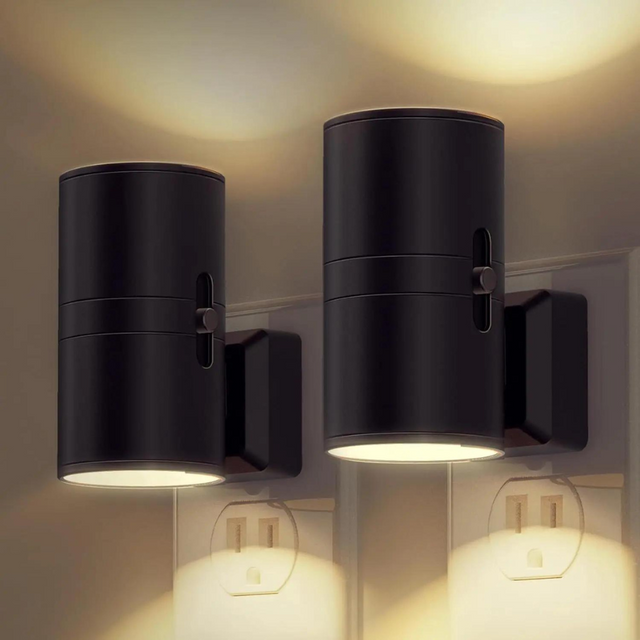 Dimmbar Plug-In Nattlampa med Rörelsesensor - LED-lampa för Sovrum, Korridorer och Trappor