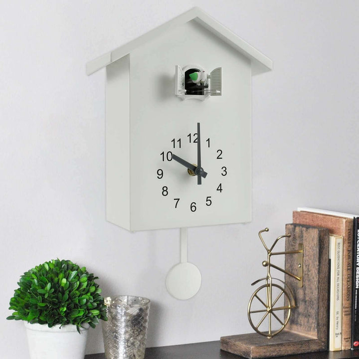 Samtida Kuckuck Quartz Väggklocka