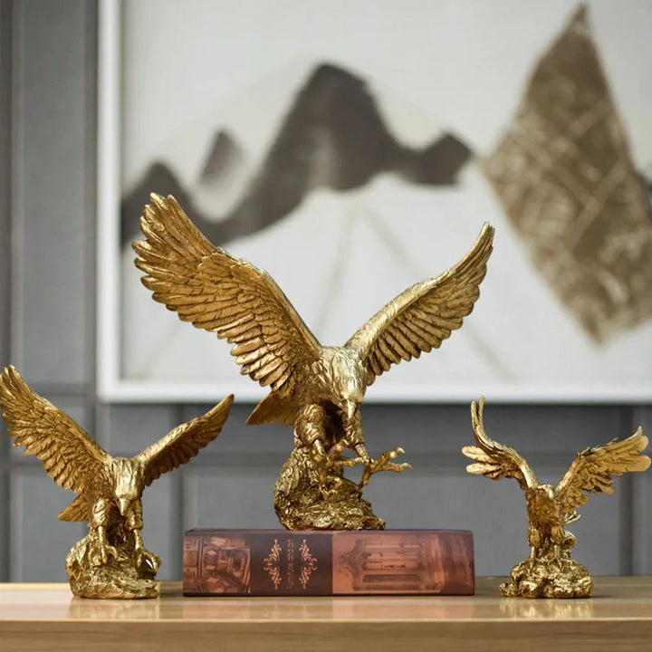 Resin Golden Eagle Statue Art Animal Model Collection Ornament Hemmakontor Skrivbord Feng Shui Dekor Figurer enkel