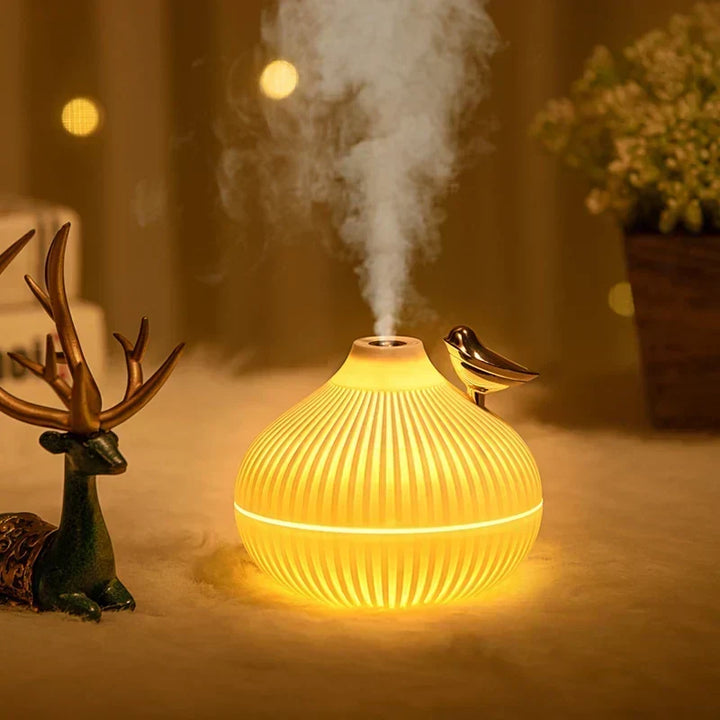 MistGlow USB Luftrenare | Tyst &amp; Kompakt | Med LED Nattljus &amp; Stämningsbelysning