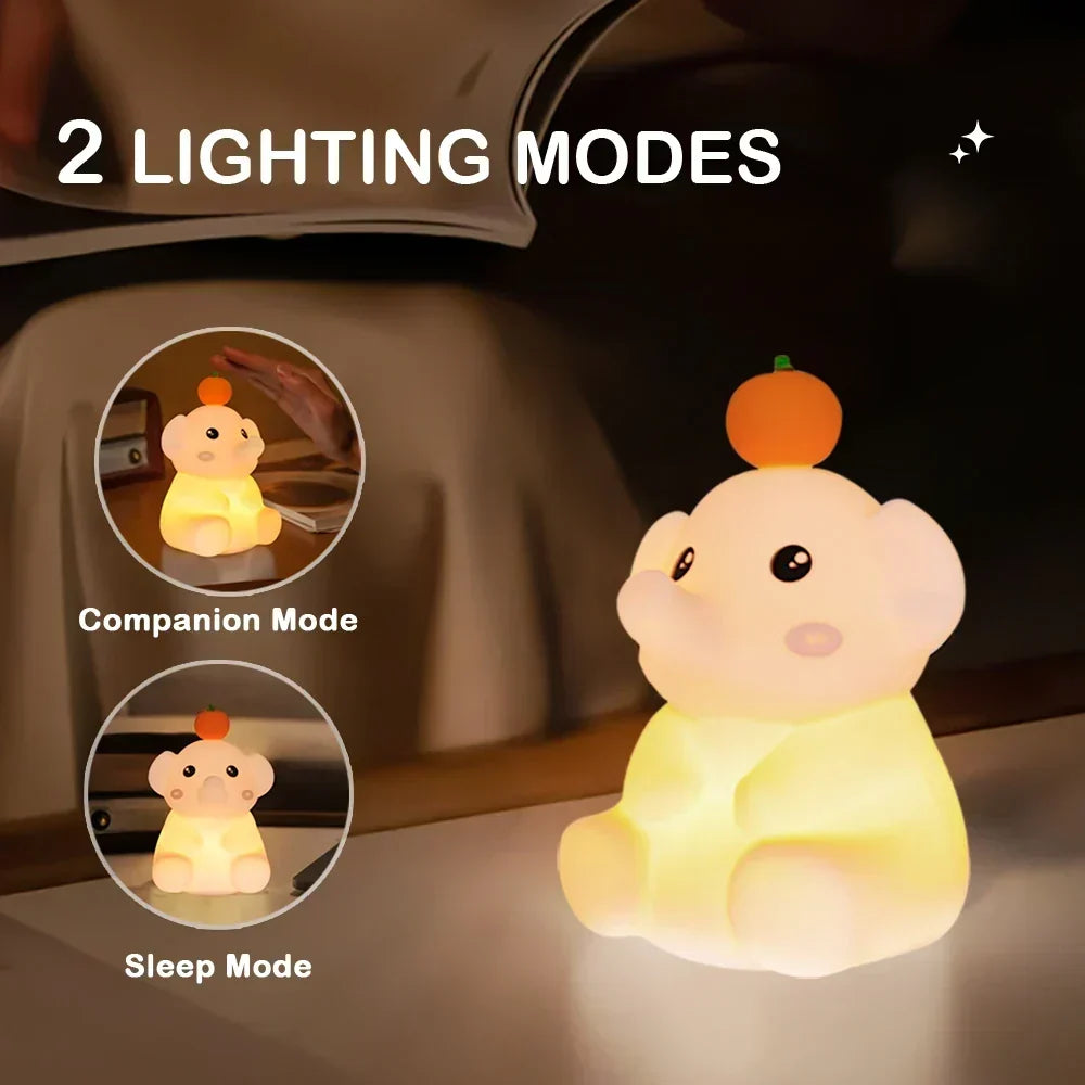 LumiDum LED Nattlampa | Mjuk Silikon | 3 Ljusstyrkenivåer | Bärbar &amp; Uppladdningsbar | 17,7 × 9,1 cm