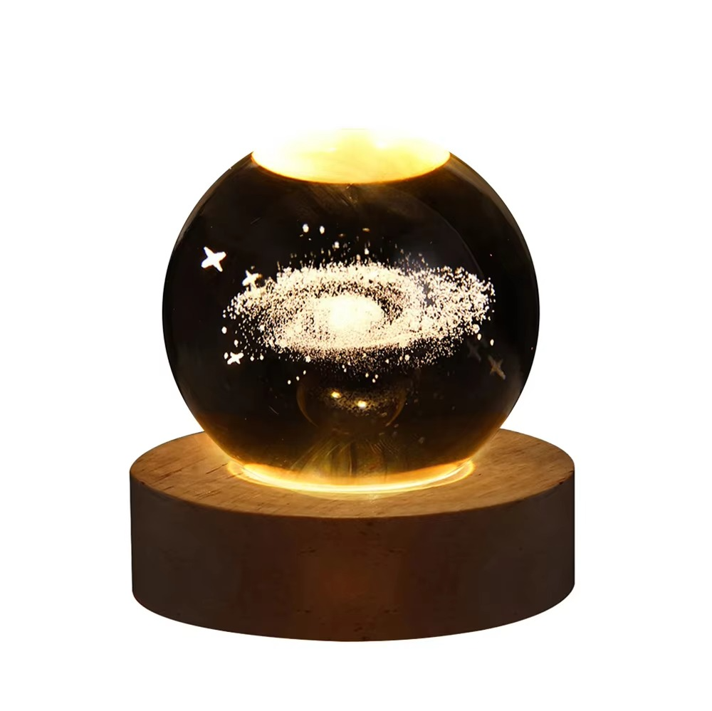 2.36 tum RGB Kristallkula Nattlampa med Vintergatan och Månen - Kosmos-inspirerad Sängbord Dekoration