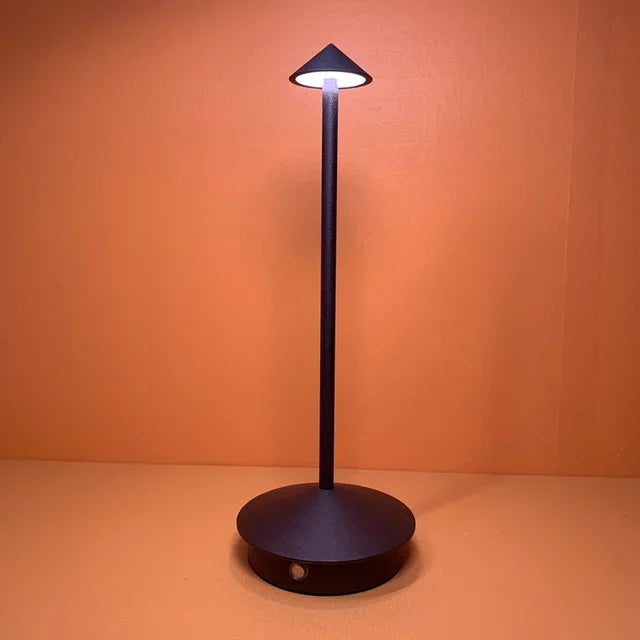 Uppladdningsbar Bordslampa Kreativ Matsal Touch Led Hotell Bar Kaffe Pina Pro Bordslampa Dekorativ Skrivbordslampa