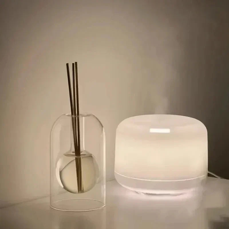 AromaLuxe – Elegant doftspridare med minimalistisk design för en lugnande atmosfär