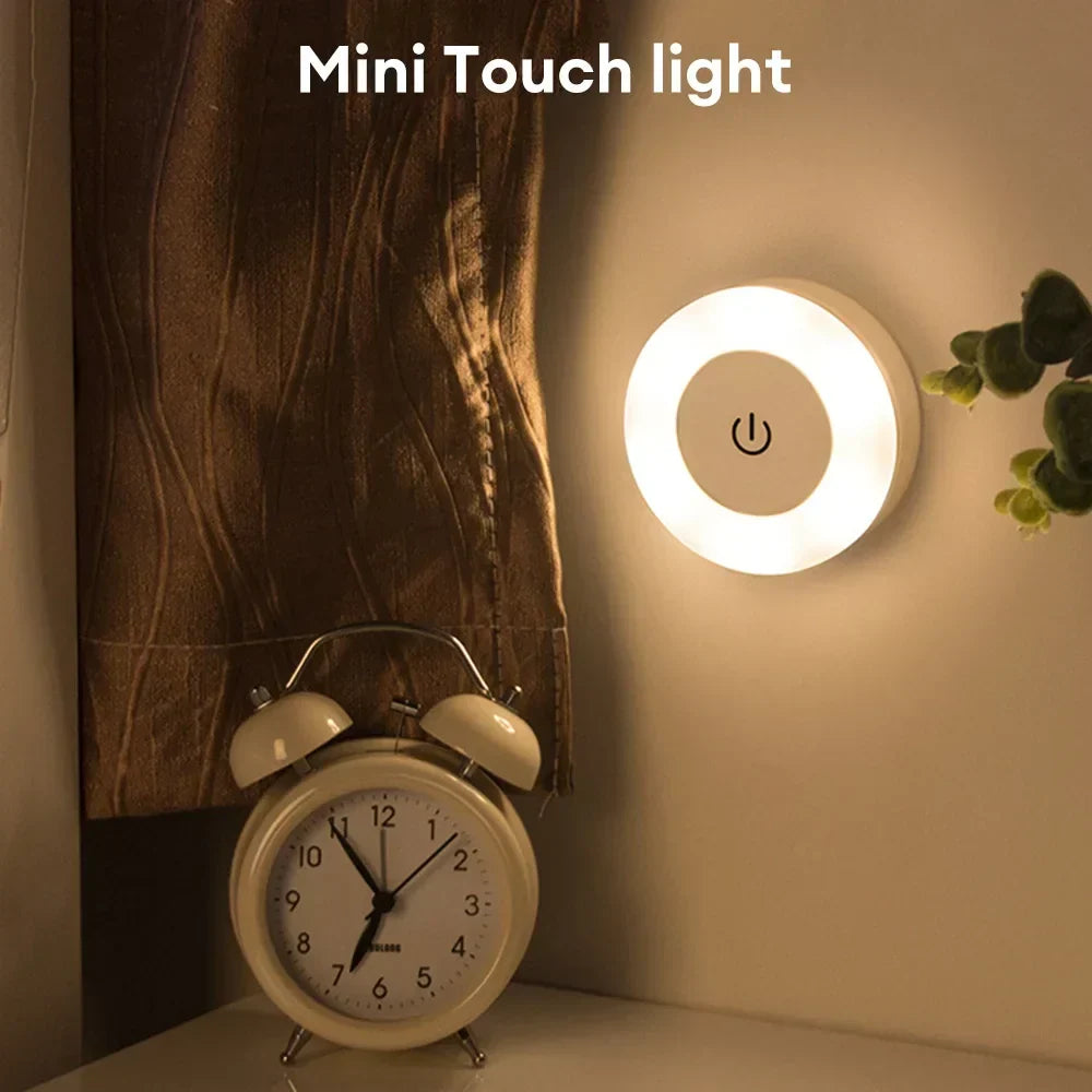 LUMORA Touch LED Nattlampa | USB Uppladdningsbar | Magnetisk &amp; Steglös Dämpning | Varm &amp; Kall Ljus