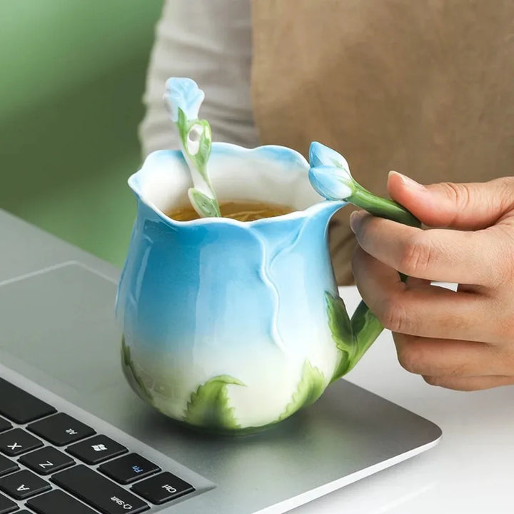 3D Ros Blomma Kaffe Mug Keramiska Kaffe Muggar Söt Estetisk Vattenglas med Sked Sommar Vinter Drickredskap Alla Hjärtans Dag Gåvor