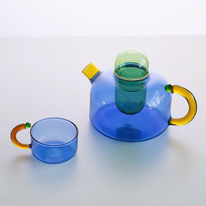 färgglad glasservis