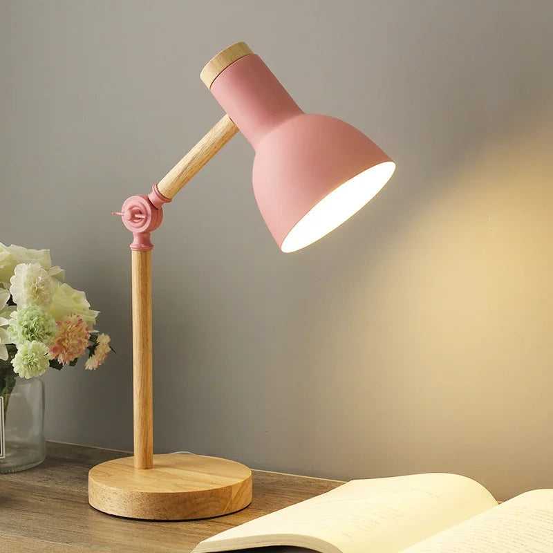 Färgad Trä Bordslampa
