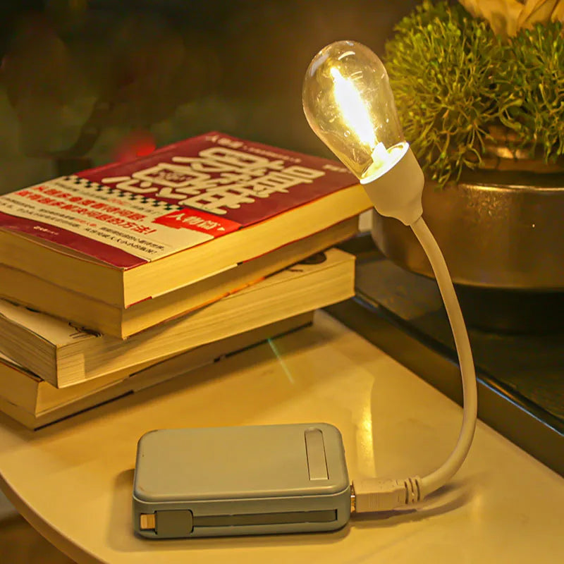 USB LED Roterande Nattlampa – Flexibel Lampa för Läsning på Språng |