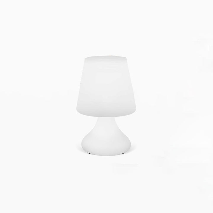 Modern Minimalist PE Cup Form USB LED Bordslampa Nattljus För Utomhus Patio |
