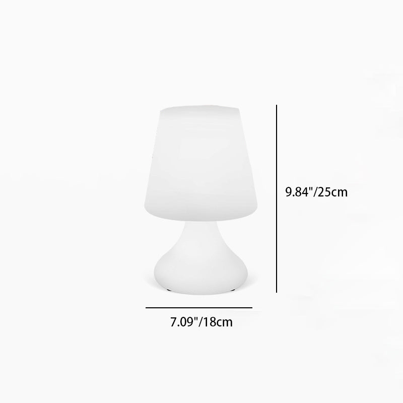 Modern Minimalist PE Cup Form USB LED Bordslampa Nattljus För Utomhus Patio |