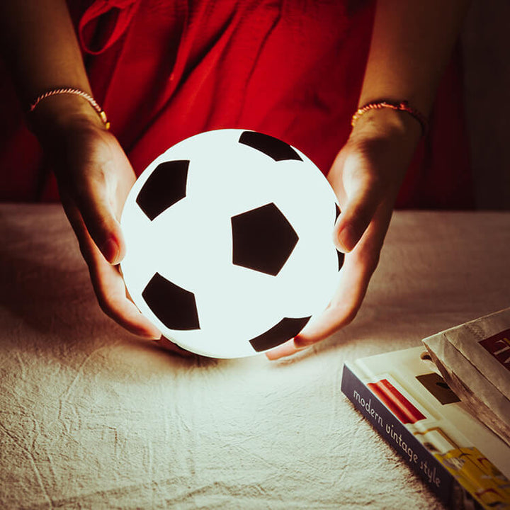 Kreativ Fotboll Silikon LED Nattlampa USB Laddningsbordslampa