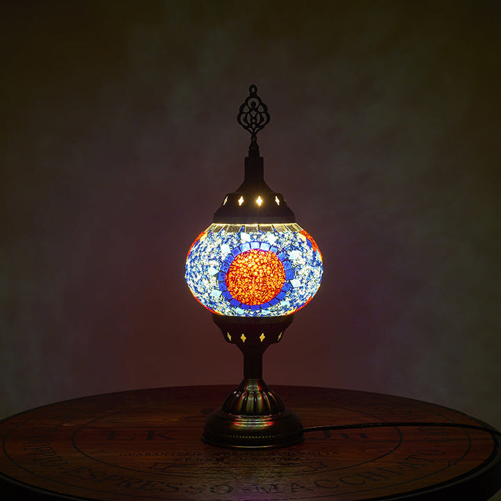 Traditionell Tiffany romantisk oval järn emaljerad 1-ljuskälla bordslampa för sovrummet